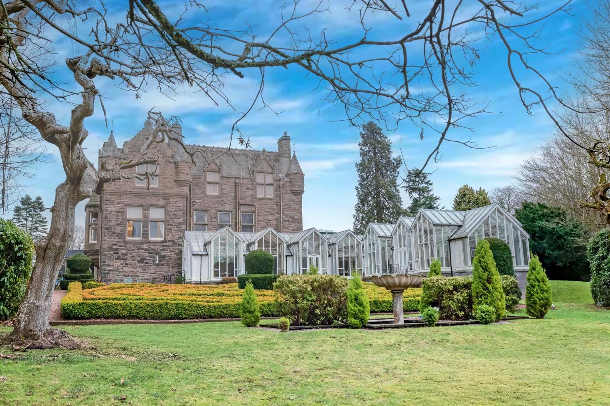 The Landmark Hotel And Spa Leisure Club A Palette Hotel Dundee Exterior photo